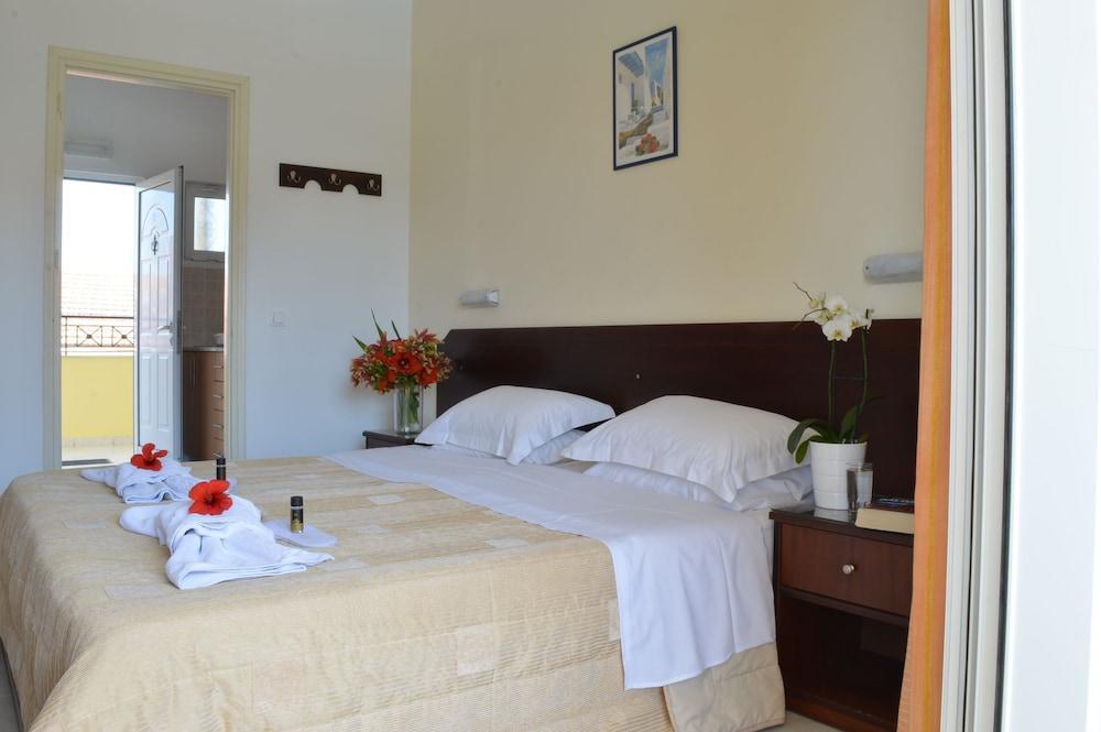 Konstantina Apartments Kávos Zewnętrze zdjęcie