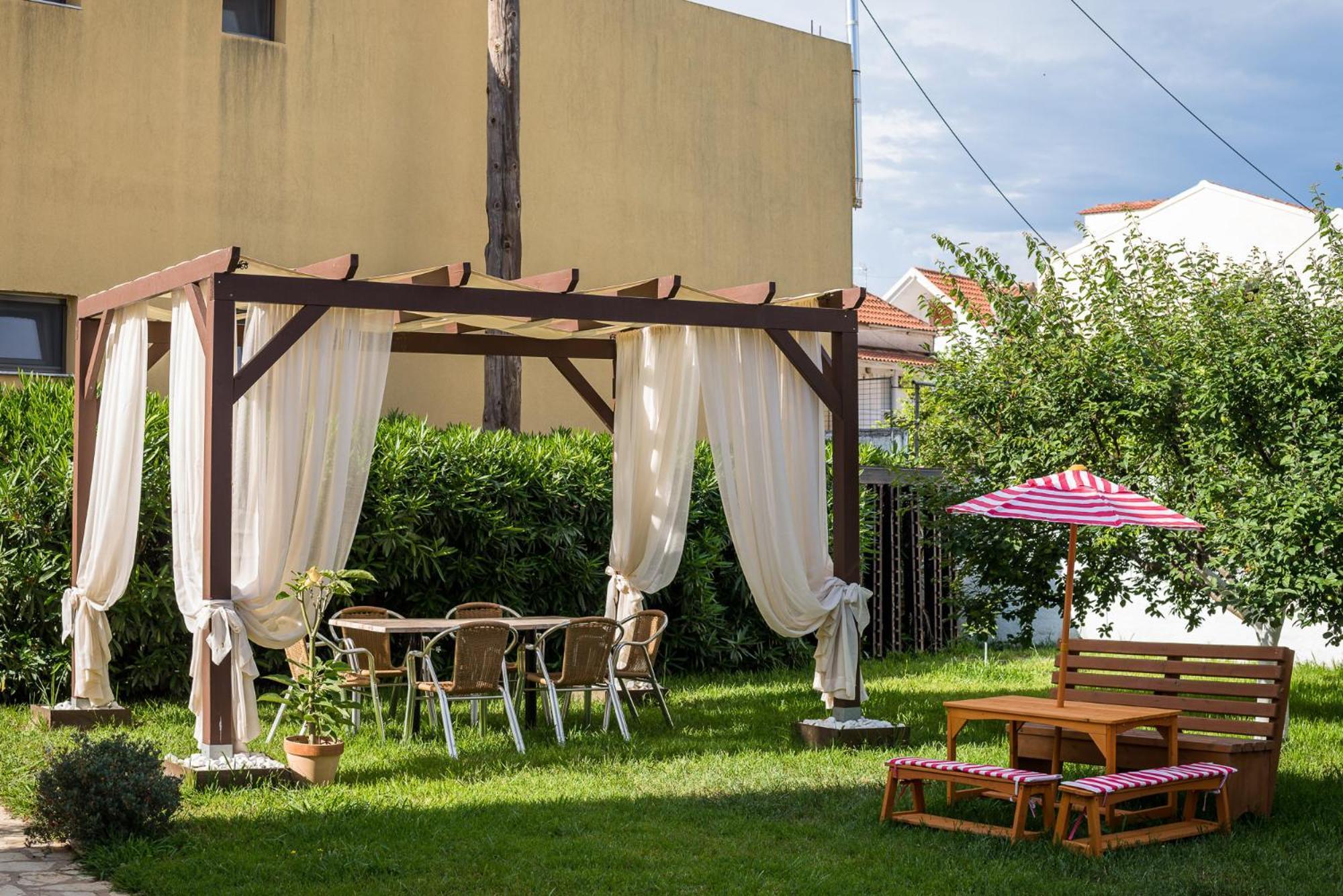 Konstantina Apartments Kávos Zewnętrze zdjęcie
