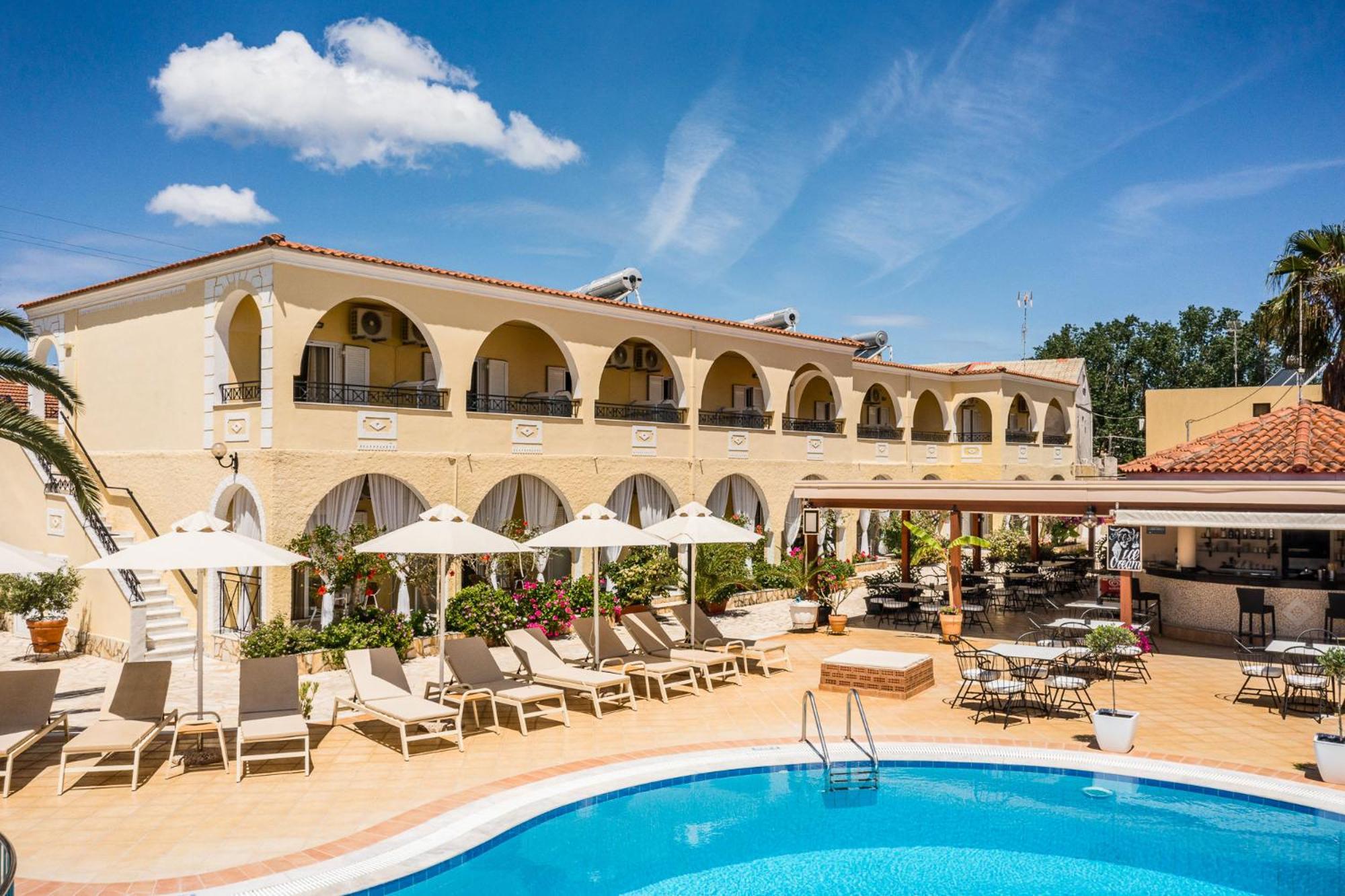 Konstantina Apartments Kávos Zewnętrze zdjęcie