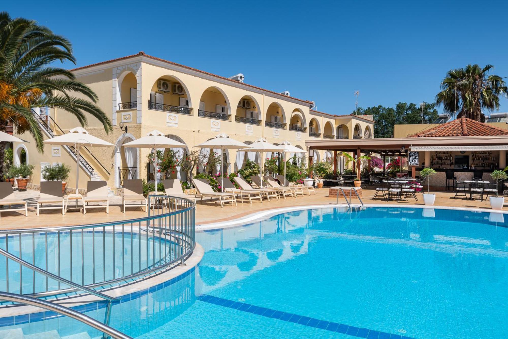 Konstantina Apartments Kávos Zewnętrze zdjęcie