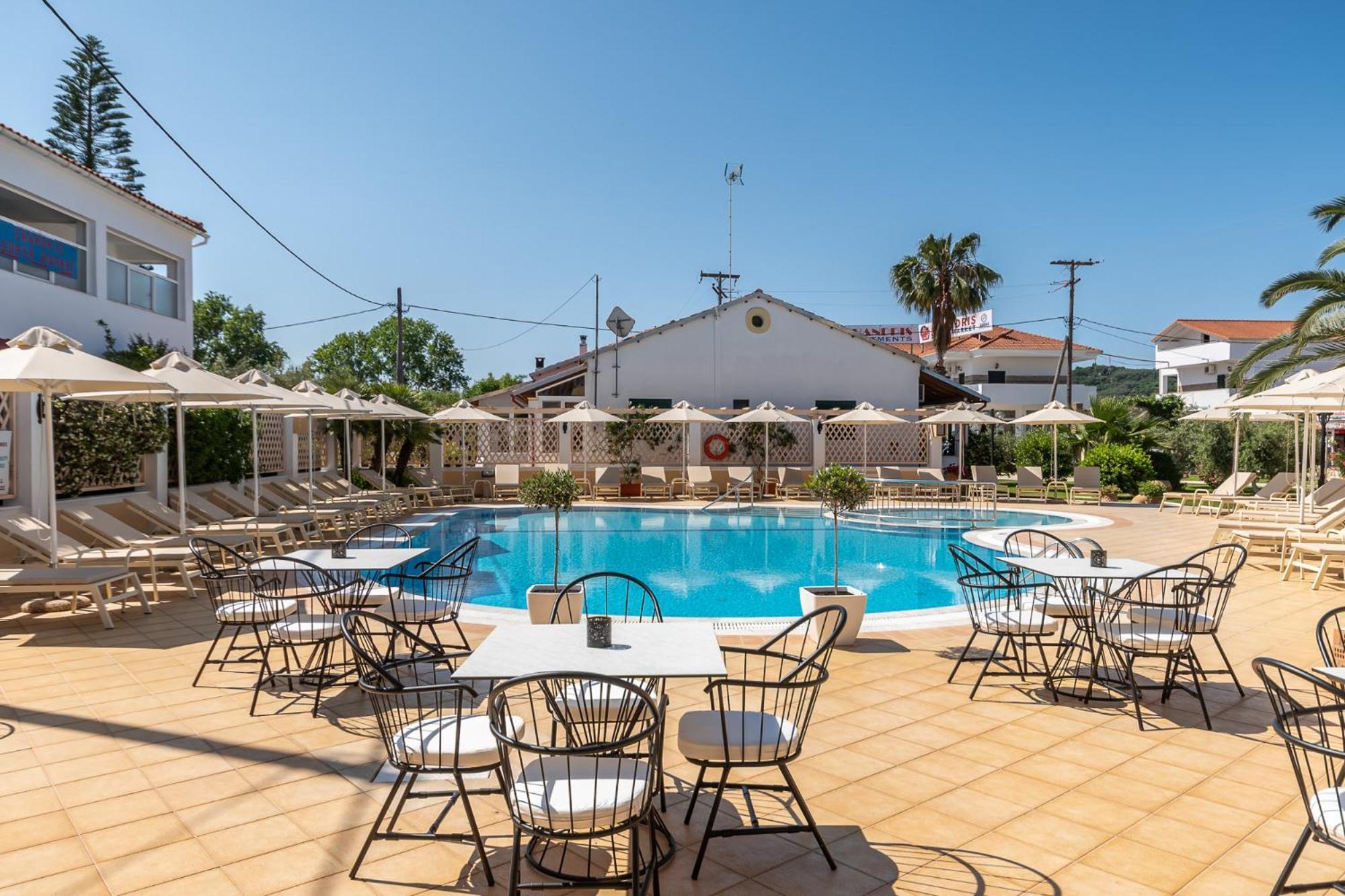 Konstantina Apartments Kávos Zewnętrze zdjęcie