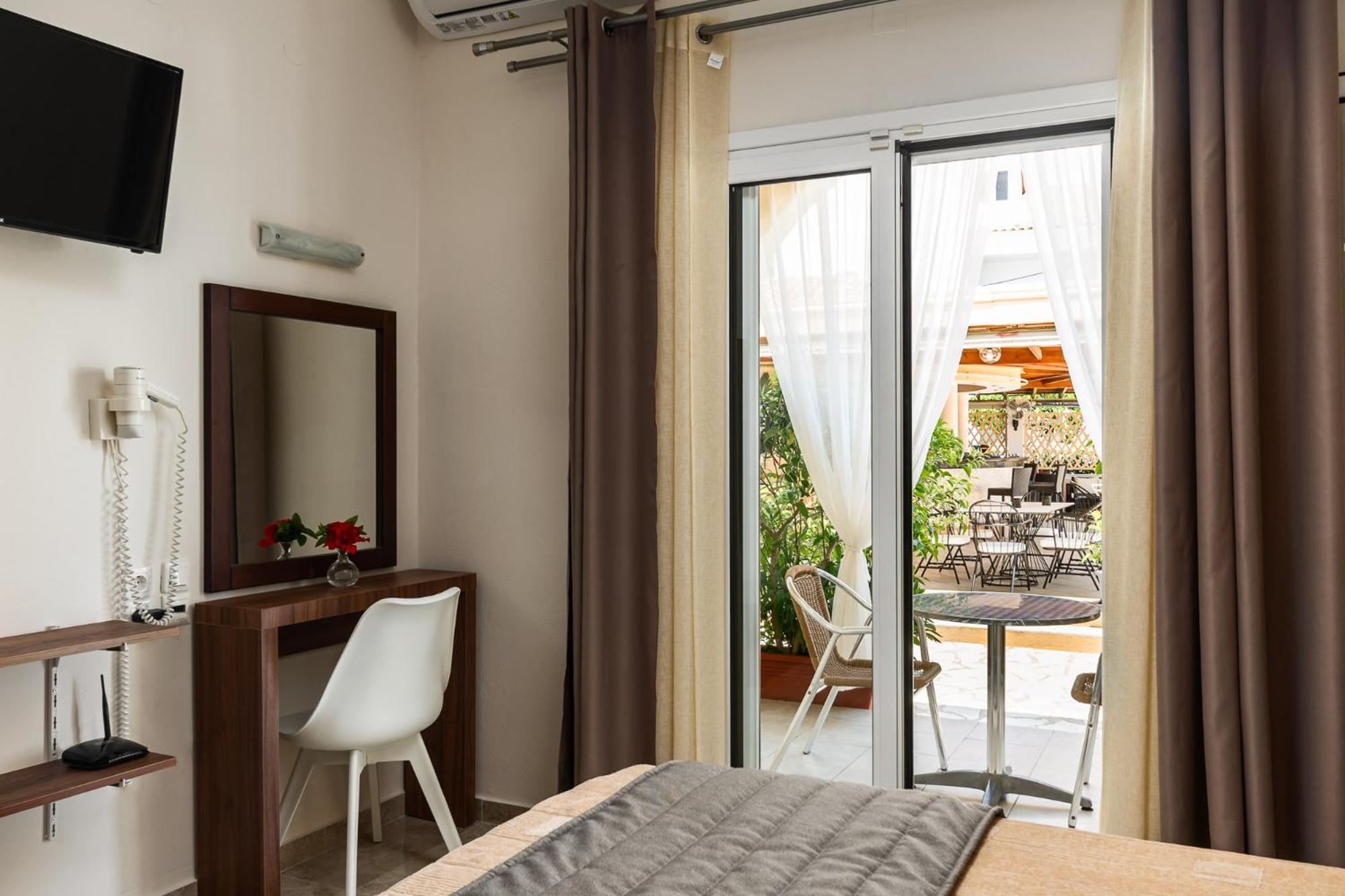 Konstantina Apartments Kávos Zewnętrze zdjęcie