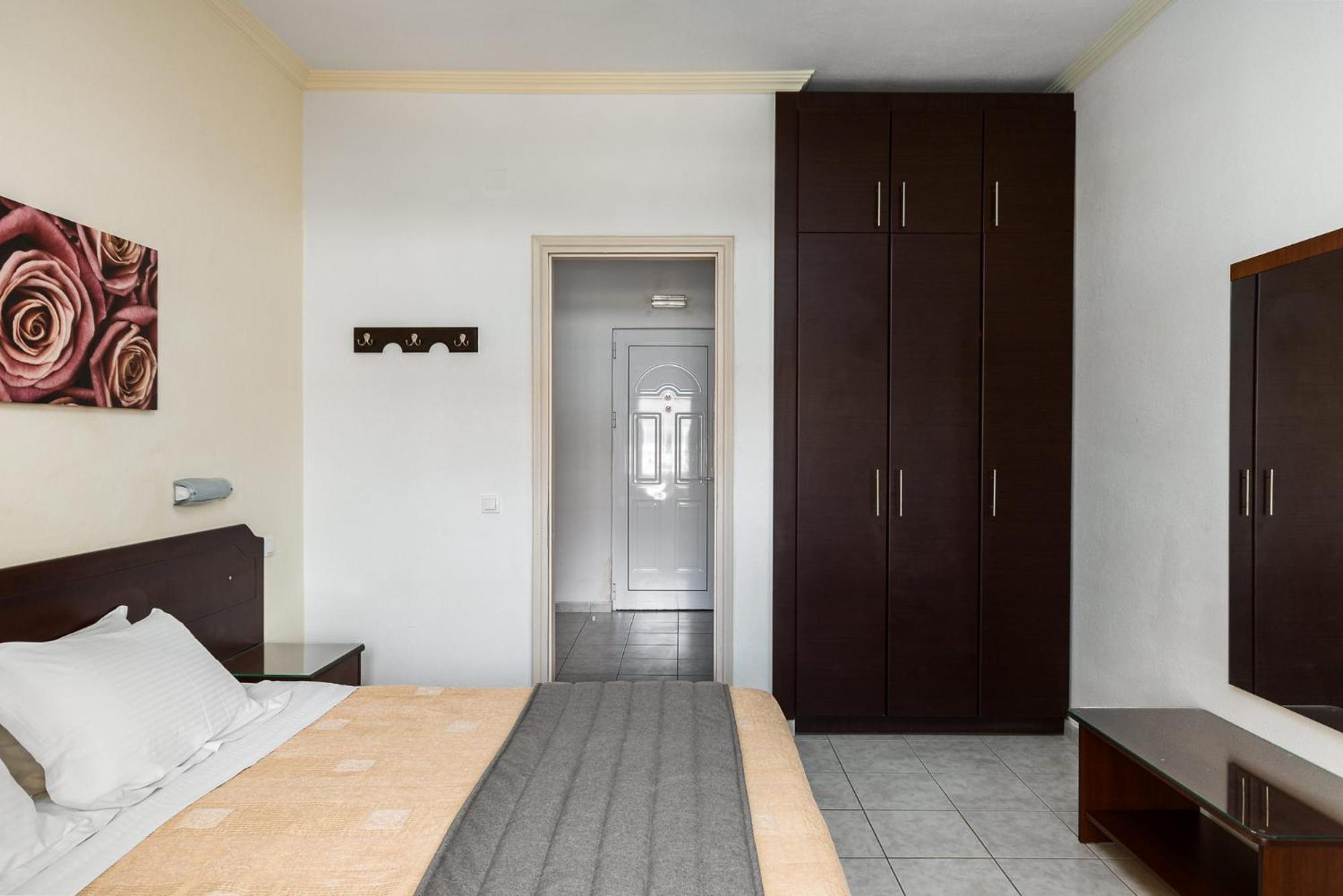 Konstantina Apartments Kávos Zewnętrze zdjęcie