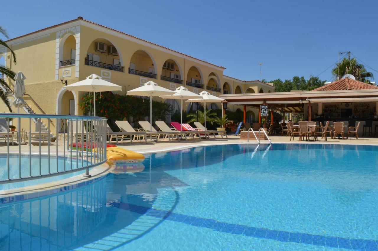 Konstantina Apartments Kávos Zewnętrze zdjęcie